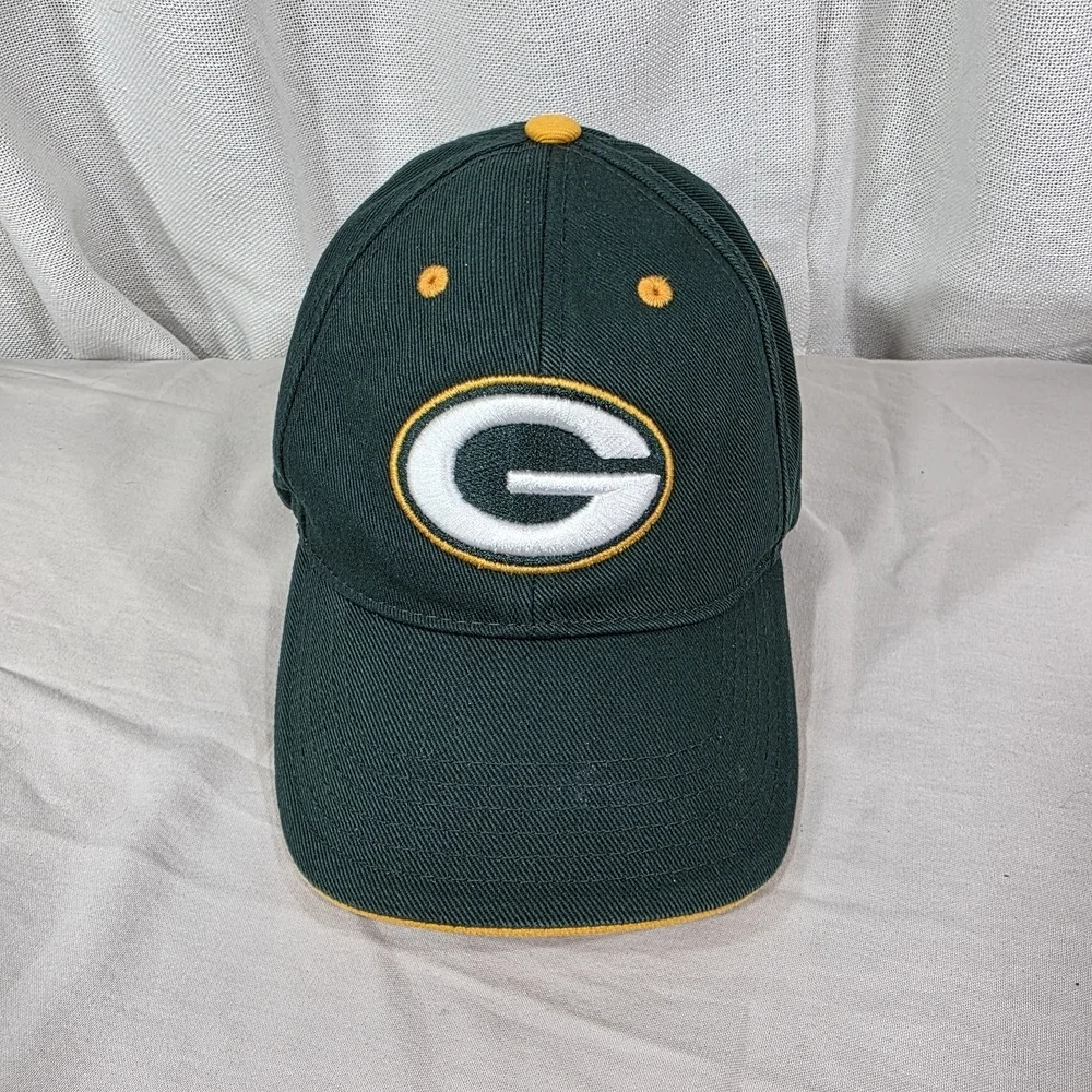 NFL Team Apparel Youth Green Bay Packers Adjustable Hat